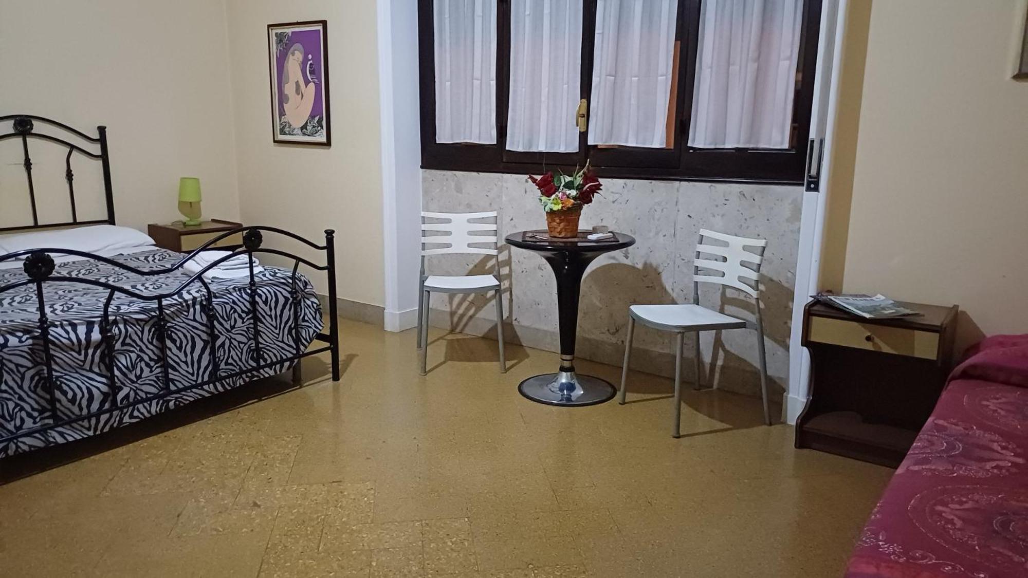 Da Mary Guest House Palermo Esterno foto
